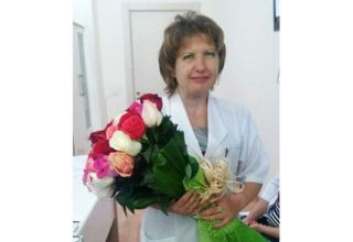 Азербайджанский медик обратилась со стихами о борьбе с коронавирусом (ВИДЕО)