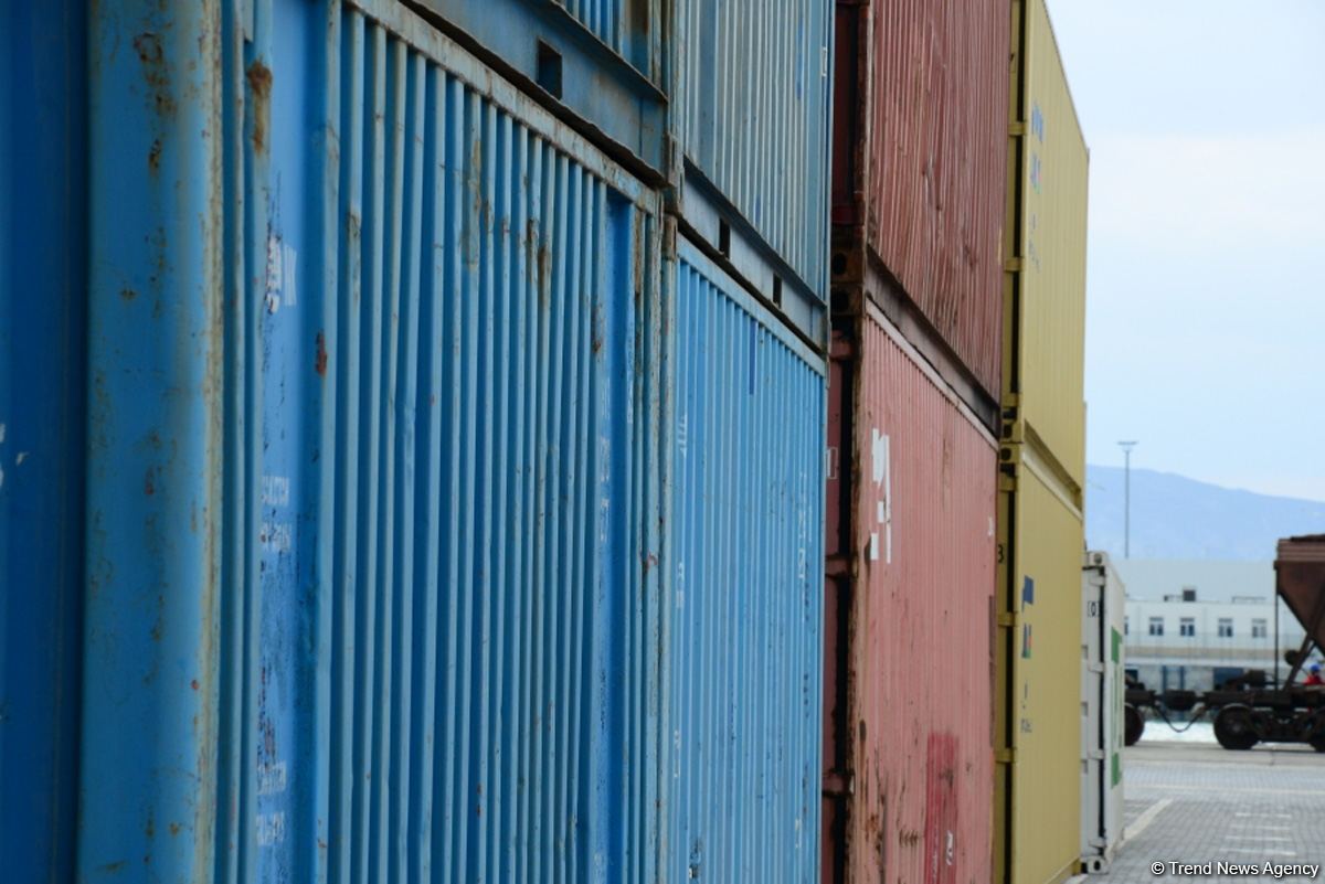 ИВ Абшеронского района купит металлические контейнеры