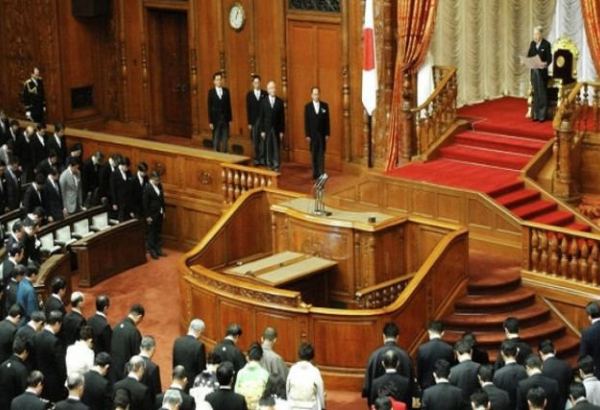 Парламент Японии может утвердить нового премьера 16 сентября