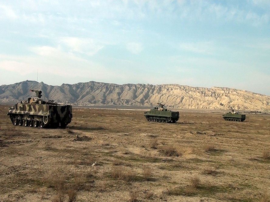 Артиллерийские подразделения Азербайджана проводят тренировки с боевой стрельбой (ФОТО/ВИДЕО)