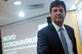 Президент Бразилии уволил министра здравоохранения в разгар эпидемии коронавируса