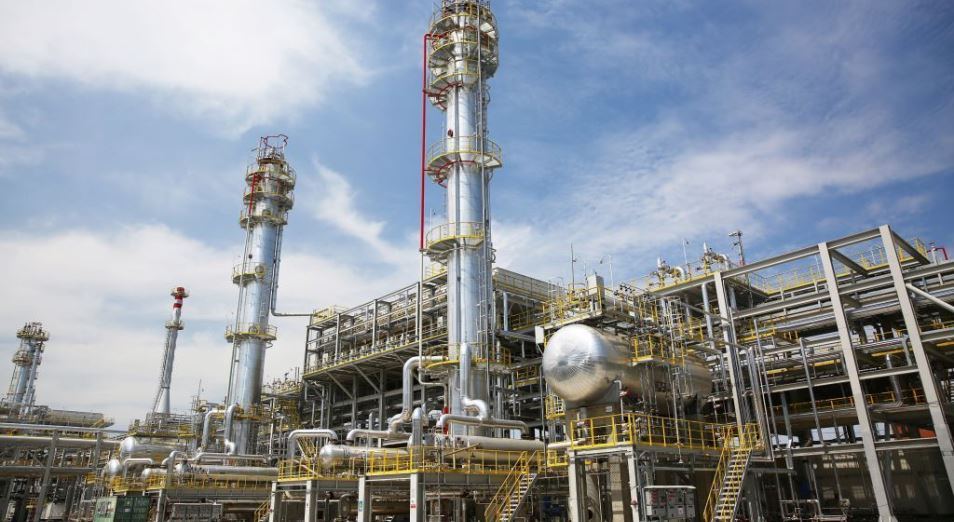 Kazakh energy minister names reasons for shutdown of Pavlodar refinery