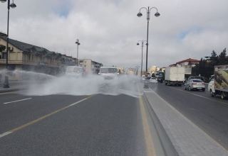В Баку проводится дезинфекция более 150 основных улиц и проспектов (ФОТО/ВИДЕО)
