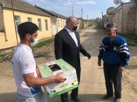 Firdovsi Umudov sosial aksiya çərçivəsində 200-dən çox ailəyə yardım edib (FOTO/VİDEO)