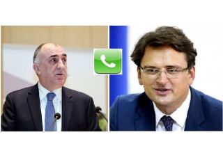 Состоялся телефонный разговор между главами МИД Азербайджана и Украины