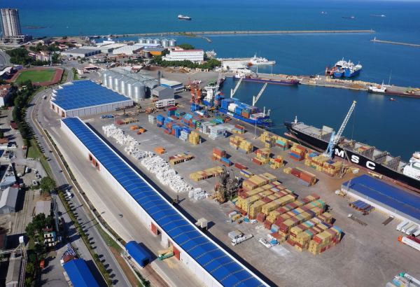 Назван объем перевалки турецкими портами грузов из Сингапура