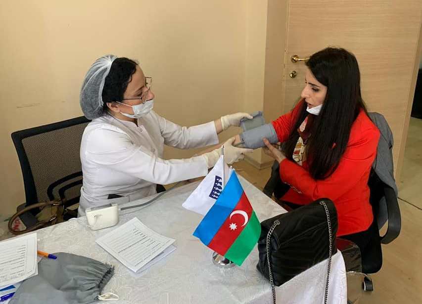 Азербайджанcкие женщины-предприниматели и популярные личности  провели акцию по сдаче крови (ФОТО)