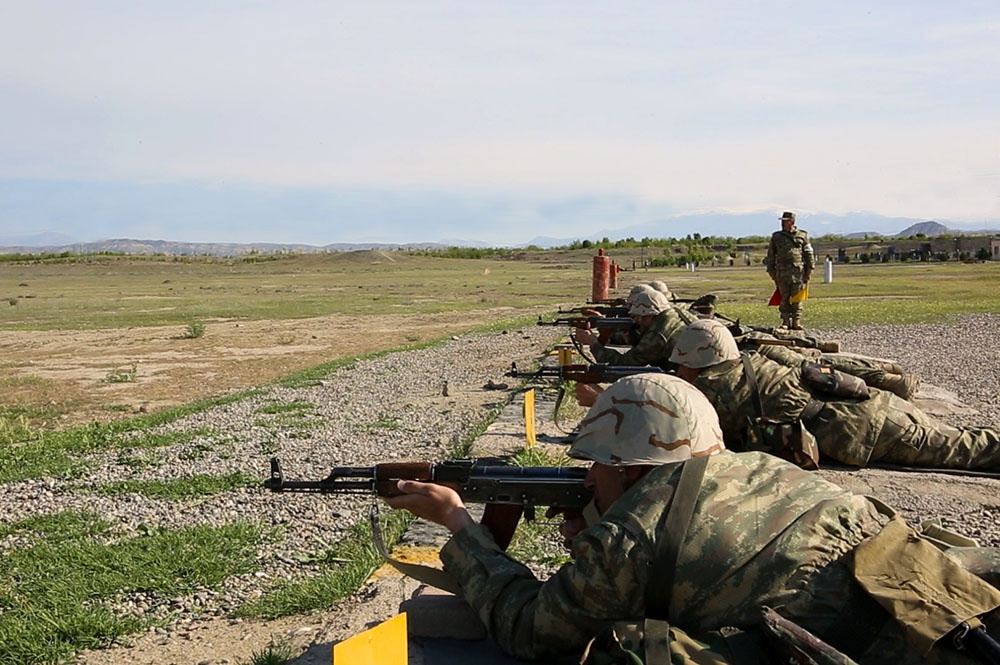 Naxçıvan Qarnizonu Qoşunlarında komandir hazırlığı məşğələsi keçirilib (FOTO/VİDEO)