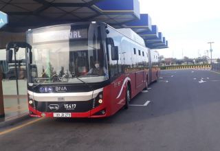 В автобусах в Баку могут быть установлены прозрачные перегородки