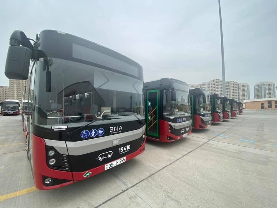 В Баку открыт новый автобусный маршрут