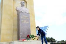 Азербайджанская общественность отмечает 75-ю годовщину Победы над фашизмом (ФОТО)