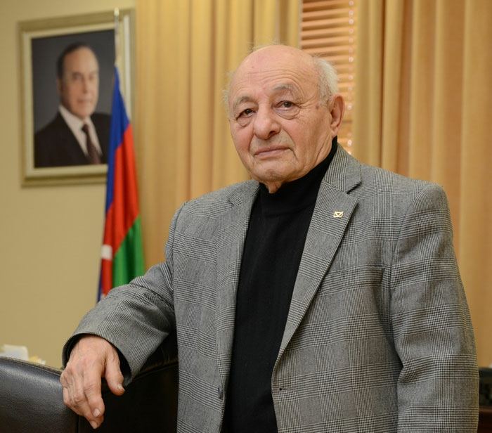 Гейдар Алиев спас Азербайджан, поставил на путь стабильности и развития во всех сферах  – народный художник Омар Эльдаров
