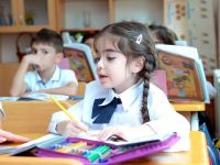 В Азербайджане продолжается прием детей в первый класс (ФОТО)