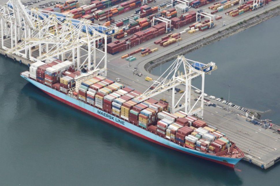 Maersk meets first-quarter revenue forecasts but warns on container sector outlook