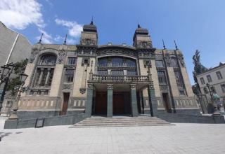 В Азербайджанском театре оперы и балета продолжаются работы по капремонту и реставрации