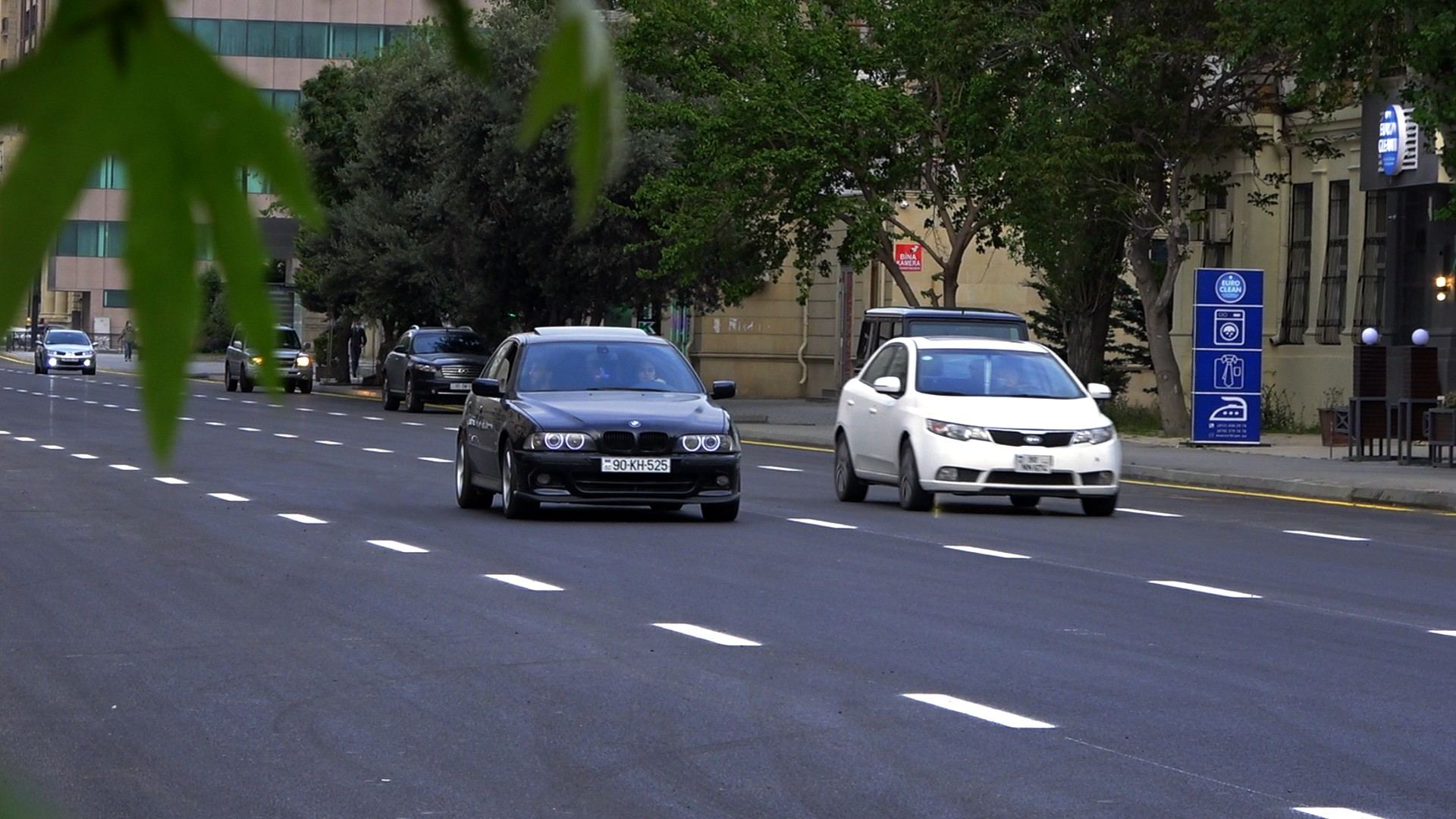 Paytaxtda yeni yol qovşağı yaradılır (FOTO)