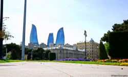 Бакинский бульвар после смягчения карантина (ФОТО)