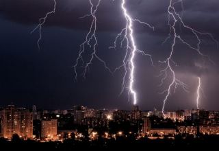 В Баку участились удары молнии - Академия наук