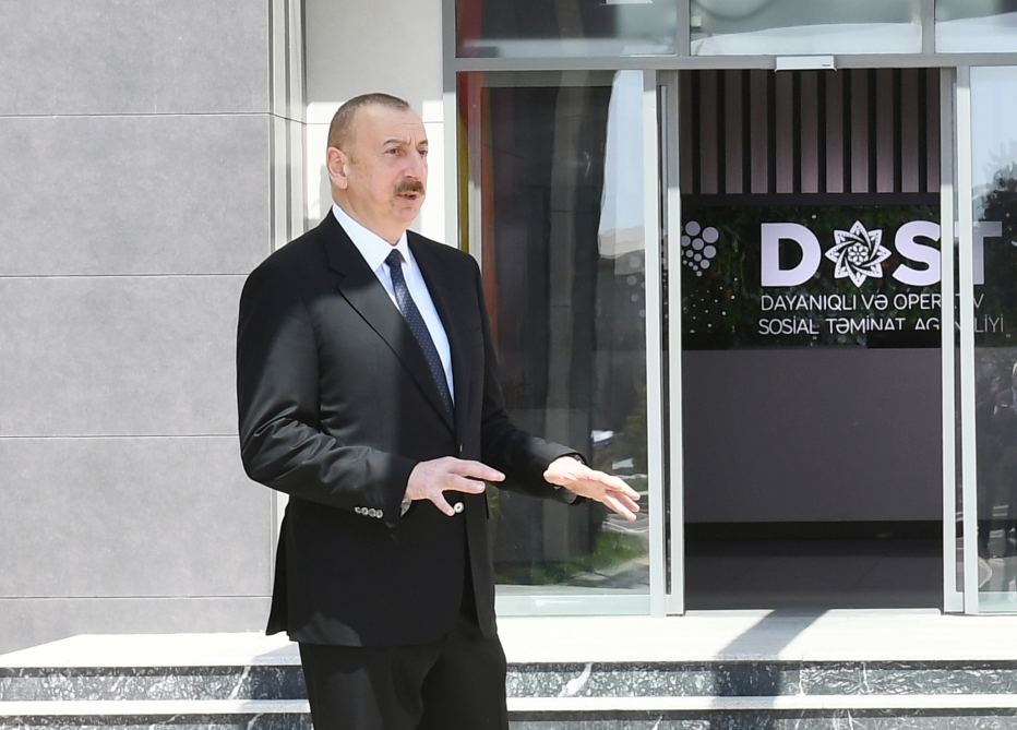 Президент Ильхам Алиев: Начало функционирования центров DOST – наглядное проявление работы, проводимой в социальной сфере, осуществляемых реформ
