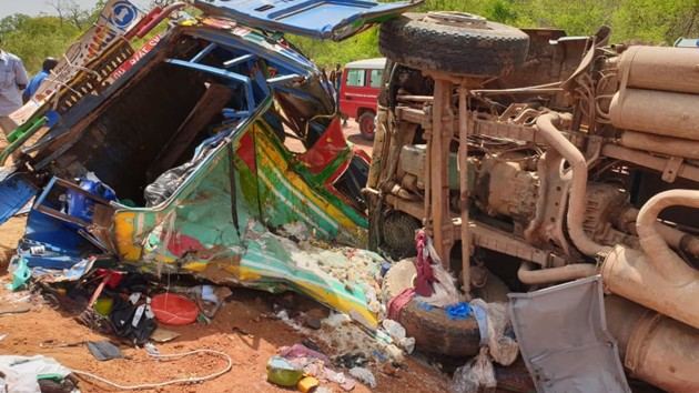 Malidə avtobus qəzası nəticəsində ən azı 20 nəfər ölüb