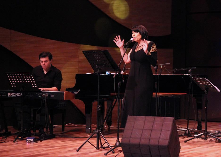 Тарана Махмудова и Эльбей Мамедзаде - домашний вечер джаза (ВИДЕО)