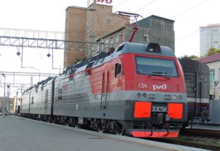Uzbekistan receives electric locomotives from Russia