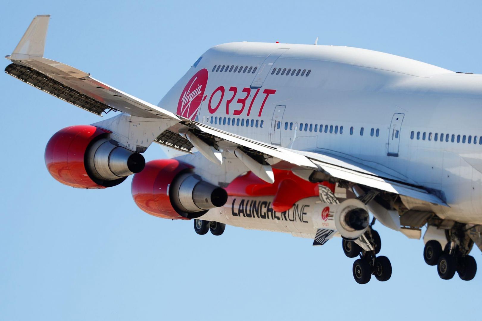 Virgin Orbit начала испытания системы воздушного запуска ракеты