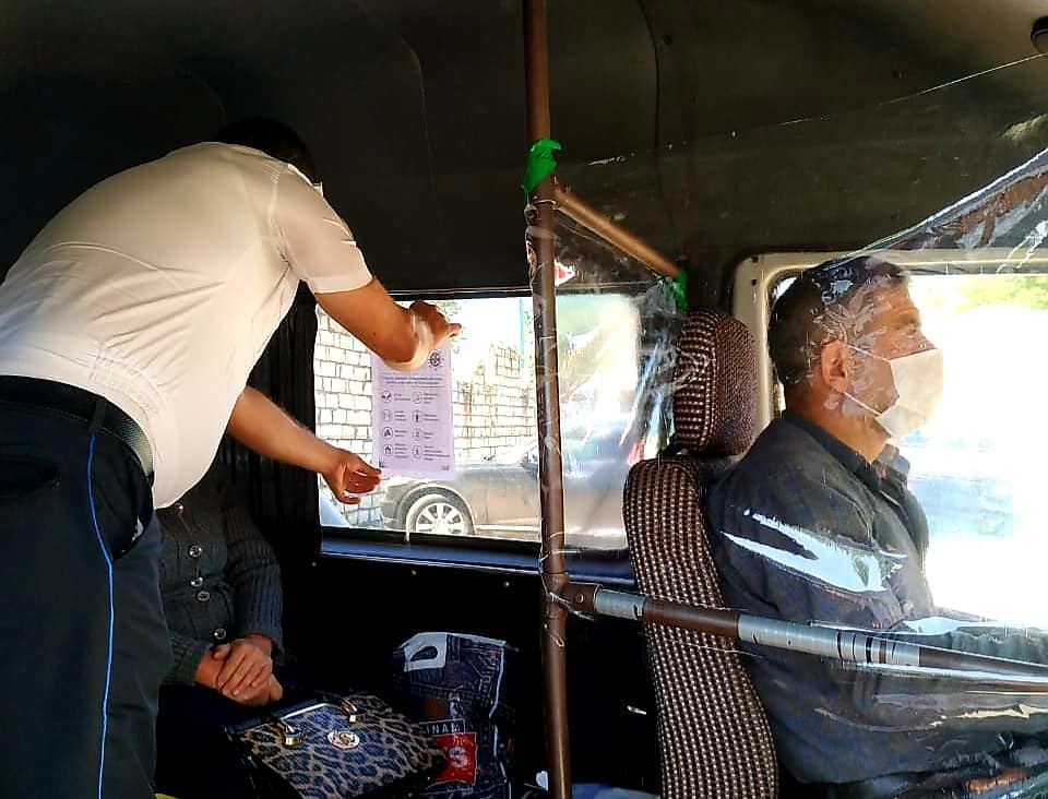 В Азербайджане такси без прозрачных перегородок не могут заниматься междугородними пассажироперевозками (ФОТО)
