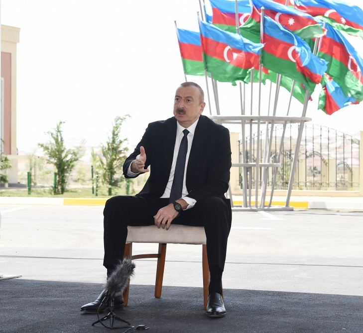 Президент Ильхам Алиев: Каждый гражданин Азербайджана справедливо гордится тем, что первая в мусульманском мире республика была создана именно в Азербайджане
