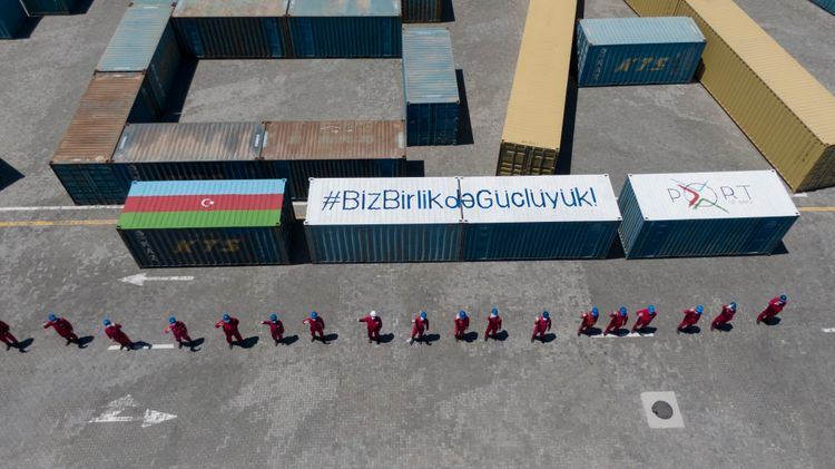 Бакинский Порт провел оригинальную акцию к 28 Мая - Дню Республики (ФОТО/ВИДЕО)