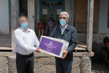 Подарки от Azercell семьям шехидов и гражданам с ограниченными физическими возможностями в честь 28 Мая - Дня Республики (ФОТО)