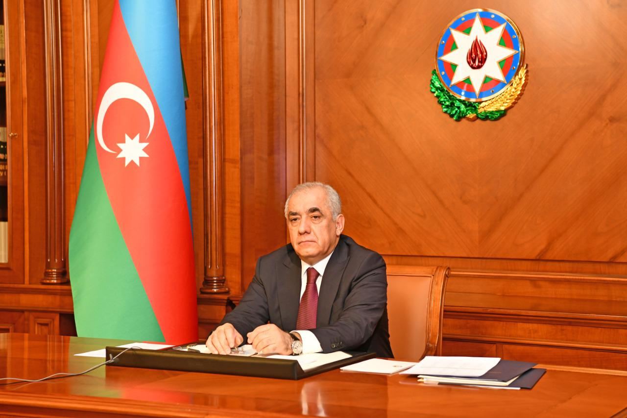 Премьер-министр Али Асадов позвонил вице-президенту Турции Фуату Октаю