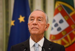 После обработки 96% протоколов президент Португалии лидирует на выборах главы государства