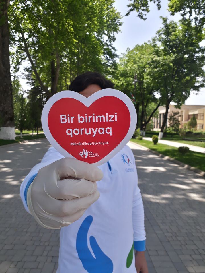 Azərbaycan könüllüləri pandemiya ilə mübarizəni davam etdirir (FOTO)