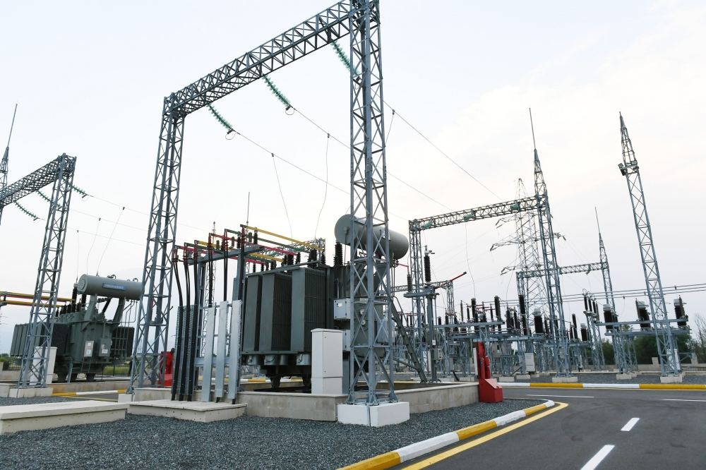 Азербайджан и Иран обсудили проект строительства электростанций на общей границе