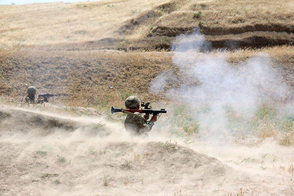 Азербайджанская армия проводит соревнование на звание «Лучшая мотострелковая рота» (ФОТО/ВИДЕО)
