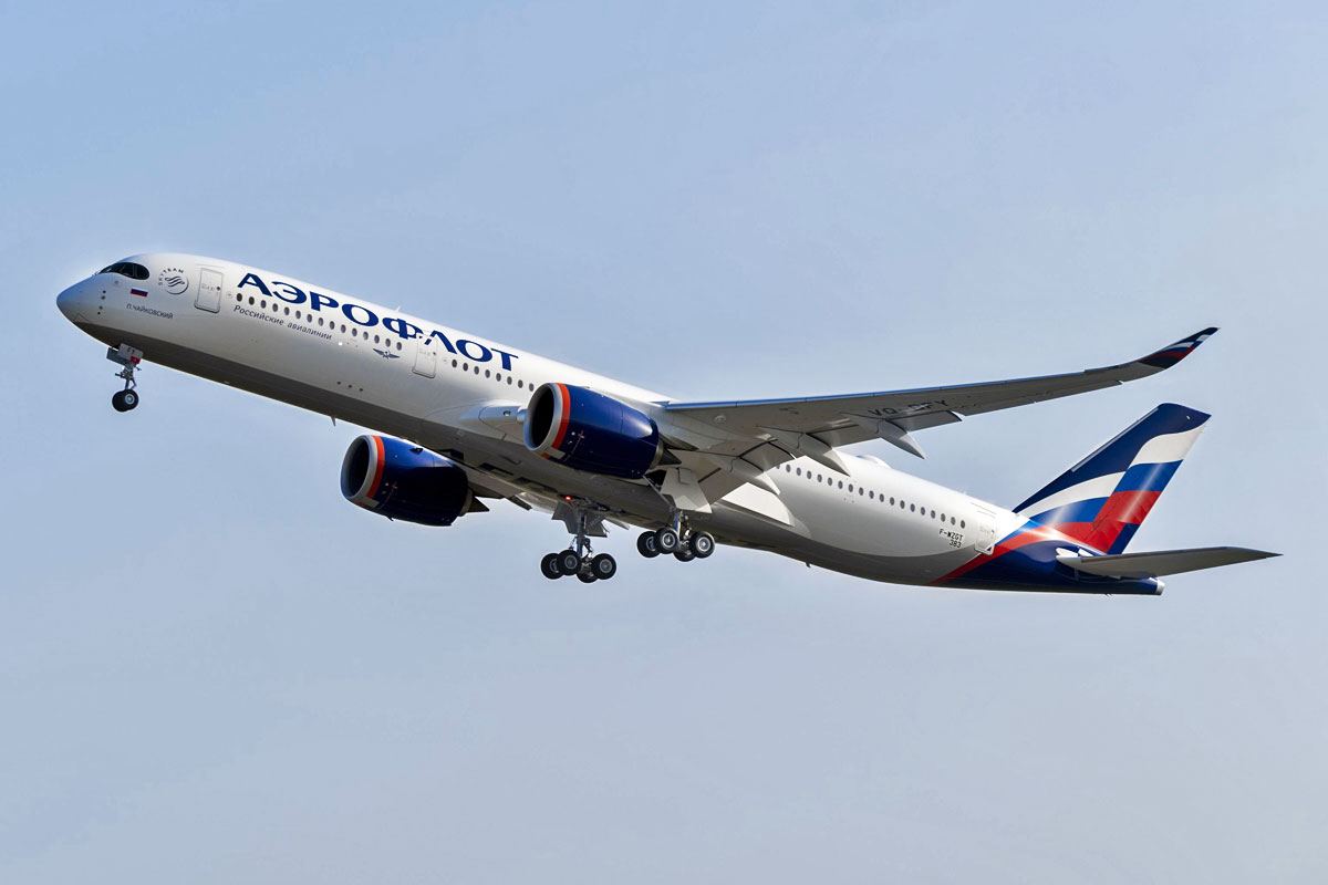 "Аэрофлот" планирует открыть в декабре рейсы из Петербурга в Стамбул и Анталью