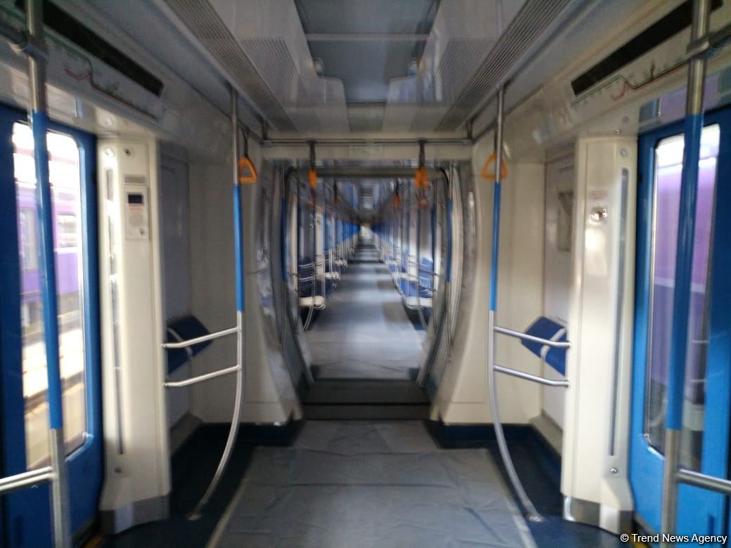 Metronun aldığı yeni qatarların istifadəyə veriləcəyi vaxt məlum oldu - RƏSMİ (ÖZƏL) (FOTO)
