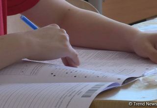 В Азербайджане 5 человек не были допущены к выпускным экзаменам в связи с высокой температурой