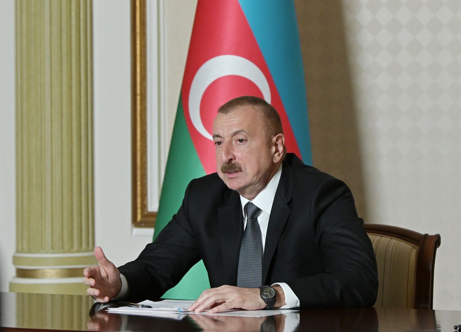 Azərbaycan Prezidenti: Biz qeyri-enerji sektoruna investisiya yatırılmasında maraqlıyıq