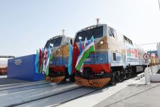 Начались перевозки новых видов грузов по ж/д Баку-Тбилиси-Карс (ФОТО)