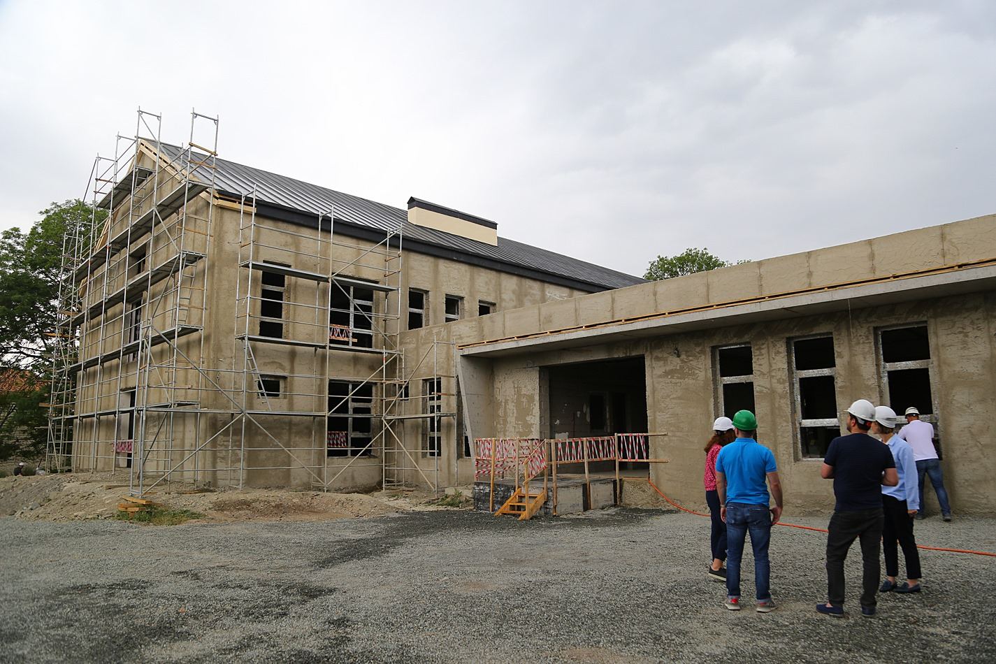 К сентябрю в Грузии обещают завершить строительство 20 новых школ