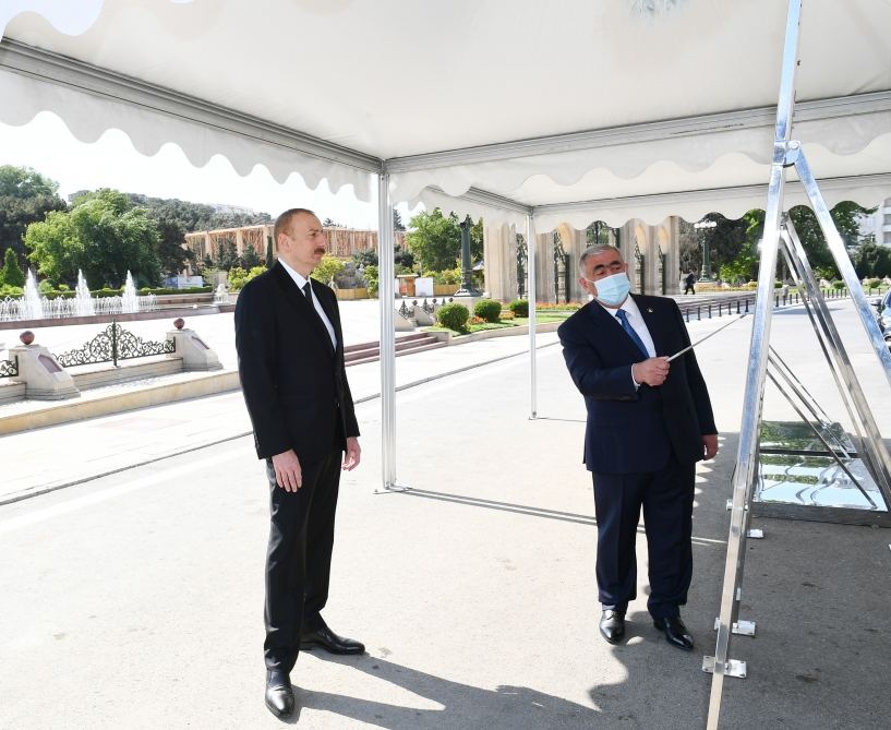 Президент Ильхам Алиев принял участие в открытии надземного пешеходного перехода на улице Неаполя в Баку (ФОТО/ВИДЕО)
