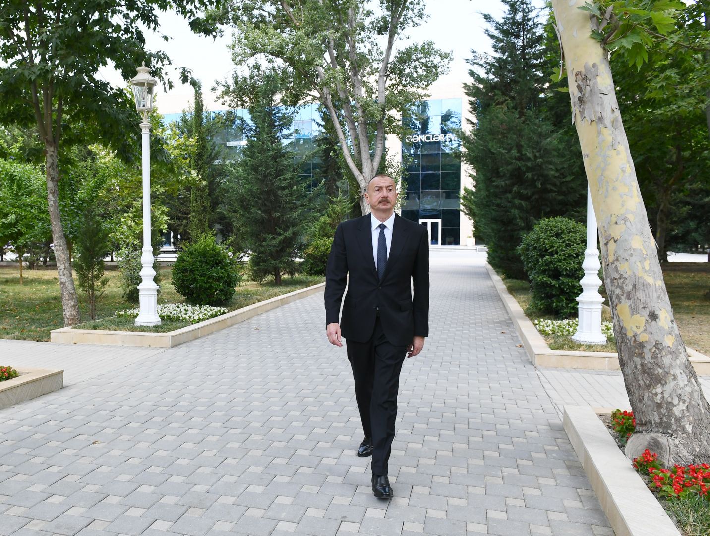 Azerbaijani president inaugurates State Symbols Museum in Mingachevir (PHOTO)