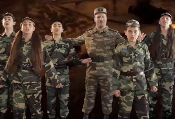 Дети поздравляют солдат и офицеров Азербайджана (ВИДЕО)