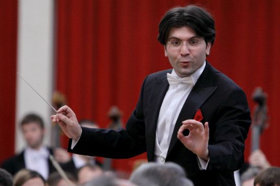 Международный оркестр мира выступит под управлением азербайджанского дирижера (ФОТО)