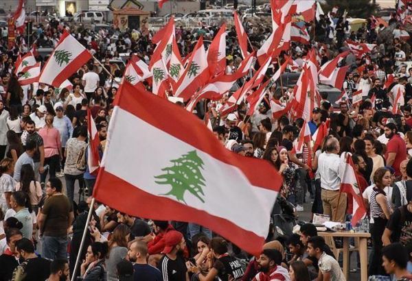 Beyrutda etirazçılarla təhlükəsizlik qüvvələri arasında toqquşma baş verib