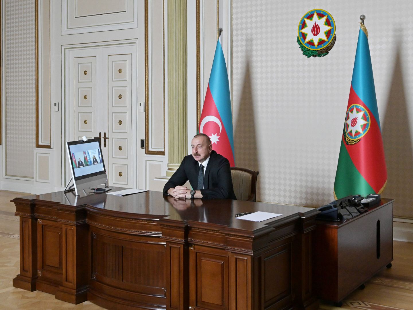 Президент Ильхам Алиев: Ежегодно иностранцы оставляют в Азербайджане где-то полтора-два миллиарда долларов