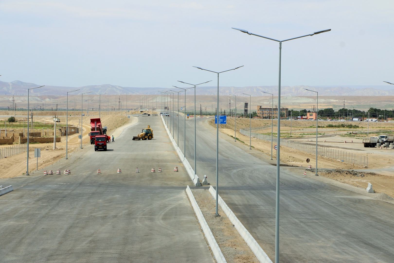 Yeni ödənişli avtomagistralın 30 km-lik hissəsinin tikintisi sona çatır (FOTO)
