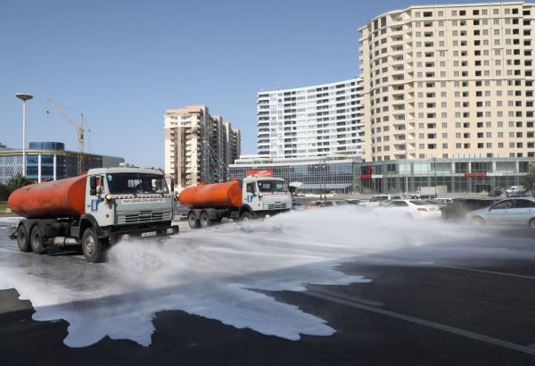 В Баку продезинфицированы 544 улицы